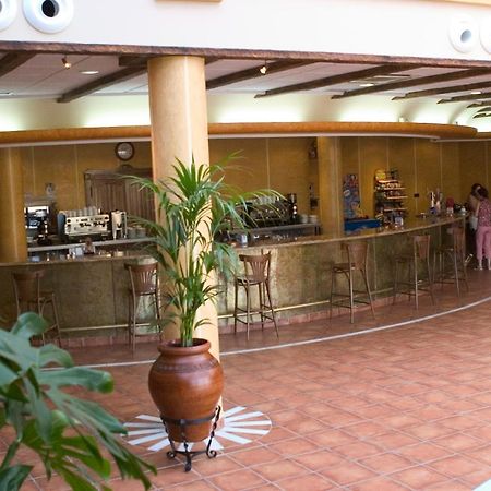 Hotel-Restaurante Cerrillo San Marcos Diezma Exterior foto
